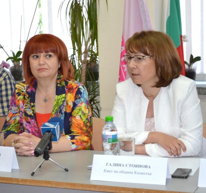 Mikova_Stoqnova