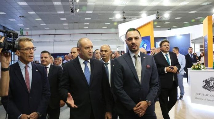 radev-v-gyrciia