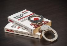 Искат постоянен арест за младеж, откраднал телефони и пари от ресторант