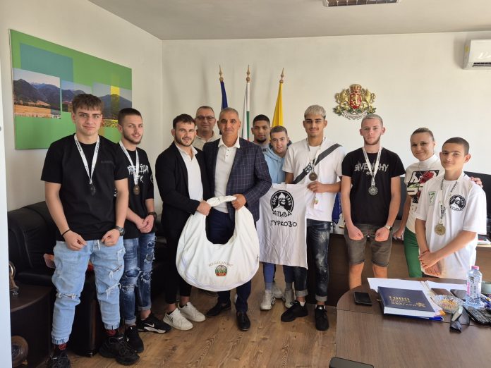 k.papazov_mma