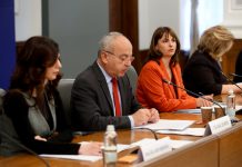Минималната заплата ще има долна и горна граница, ще се определя на два етапа